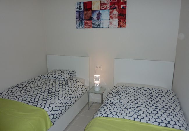 Zapholiday  -  3011  -  Appartement Orihuela Costa, Costa Blanca  –  slaapkamer